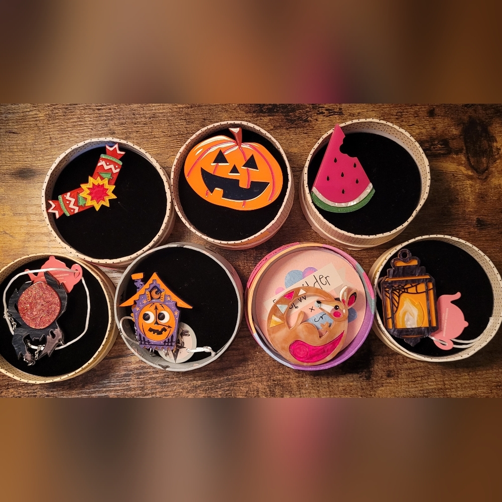 Erstwilder Brooches